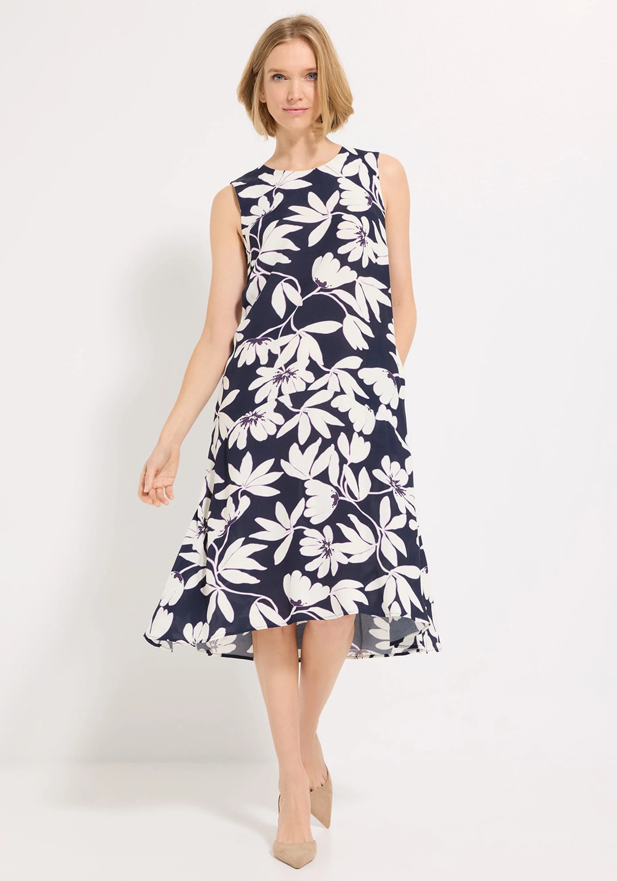 Dresses & Skirts